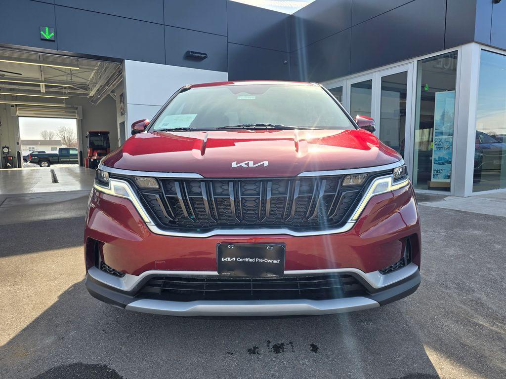 used 2024 Kia Carnival car, priced at $25,499