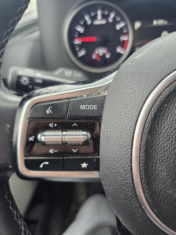 used 2024 Kia Carnival car, priced at $26,955