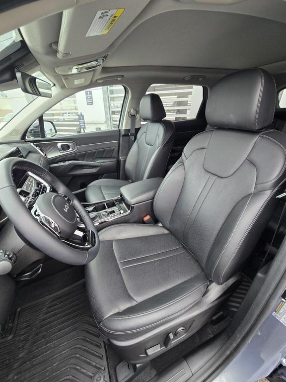 used 2023 Kia Sorento car, priced at $30,299