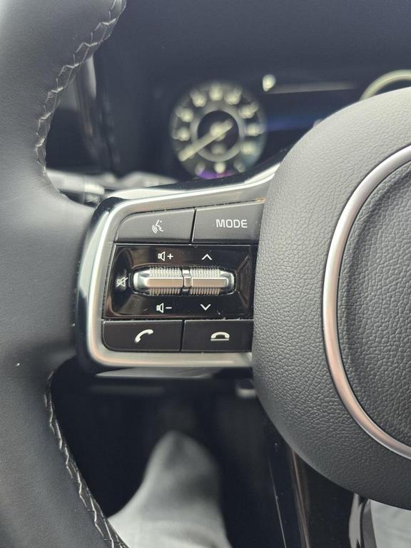 used 2023 Kia Sorento car, priced at $30,299