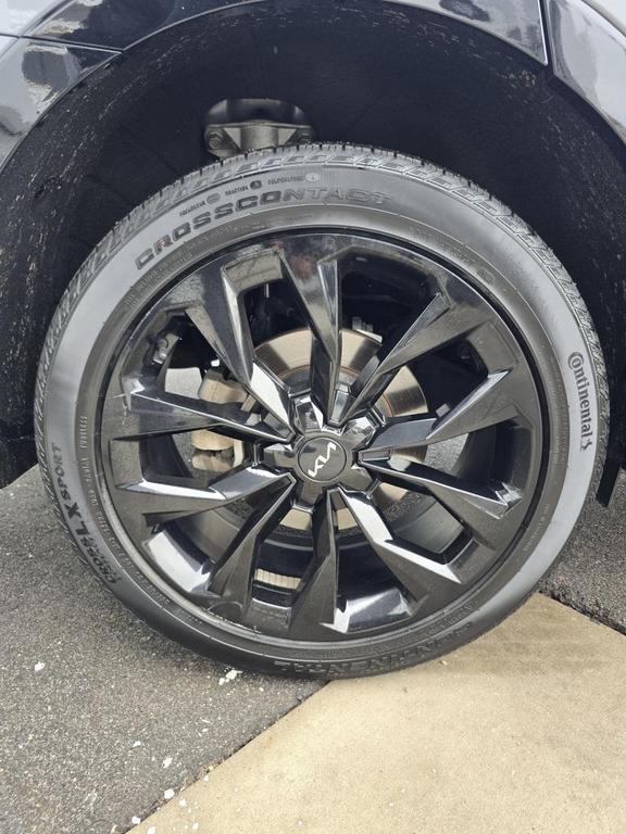 used 2023 Kia Sorento car, priced at $30,299