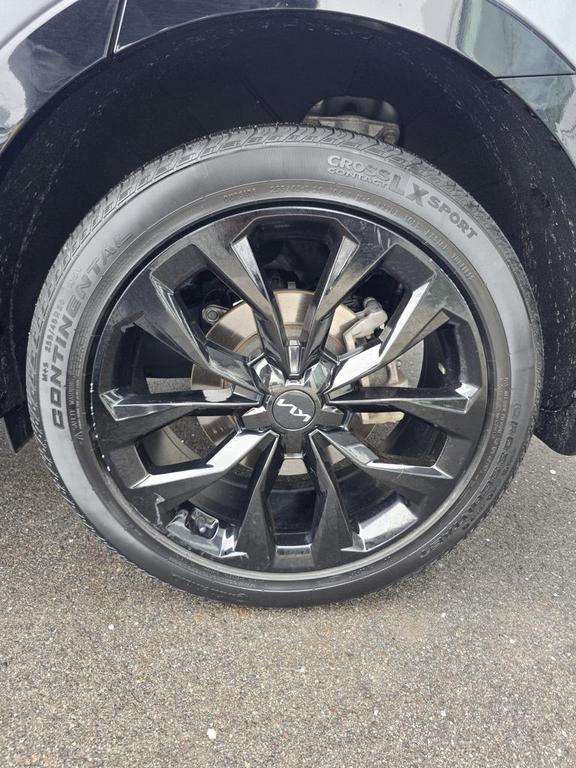 used 2023 Kia Sorento car, priced at $30,299