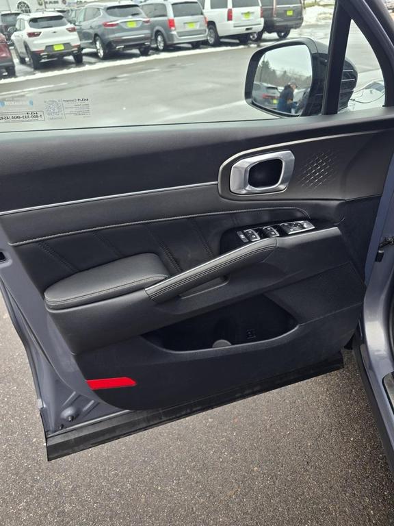 used 2023 Kia Sorento car, priced at $30,299