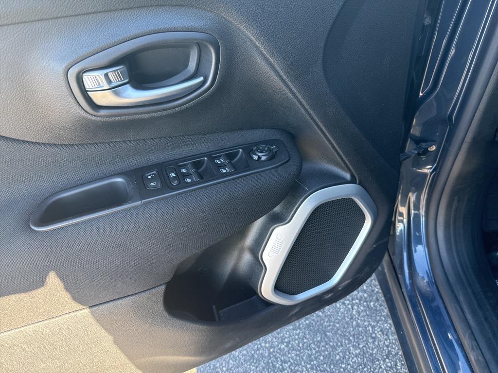 used 2021 Jeep Renegade car, priced at $17,199