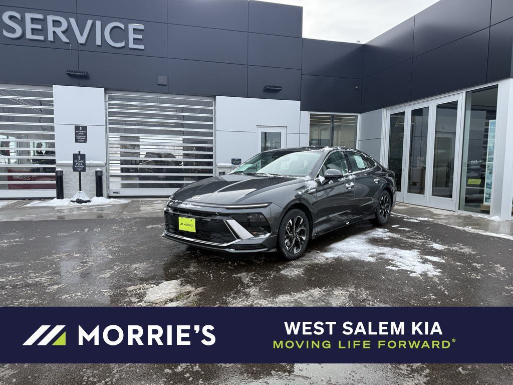 used 2025 Hyundai Sonata car, priced at $21,524