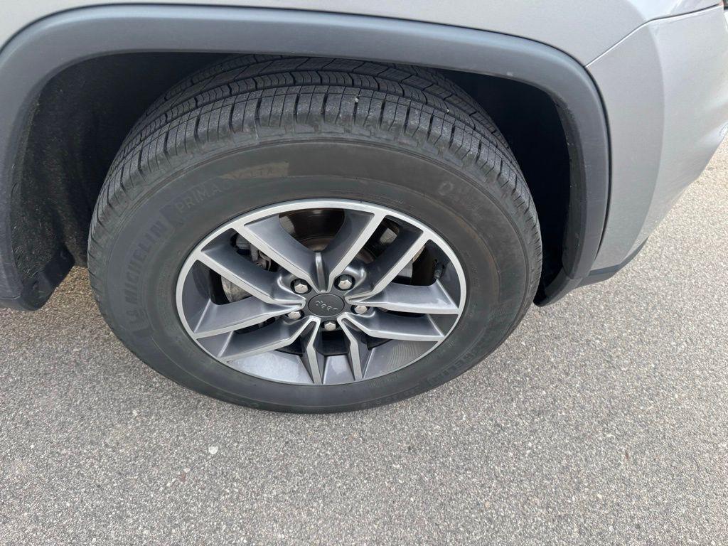 used 2020 Jeep Grand Cherokee car, priced at $16,298