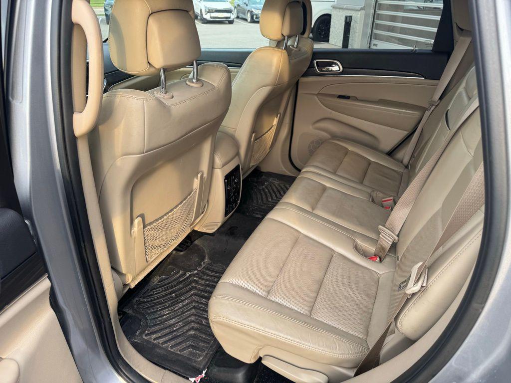 used 2020 Jeep Grand Cherokee car, priced at $16,298