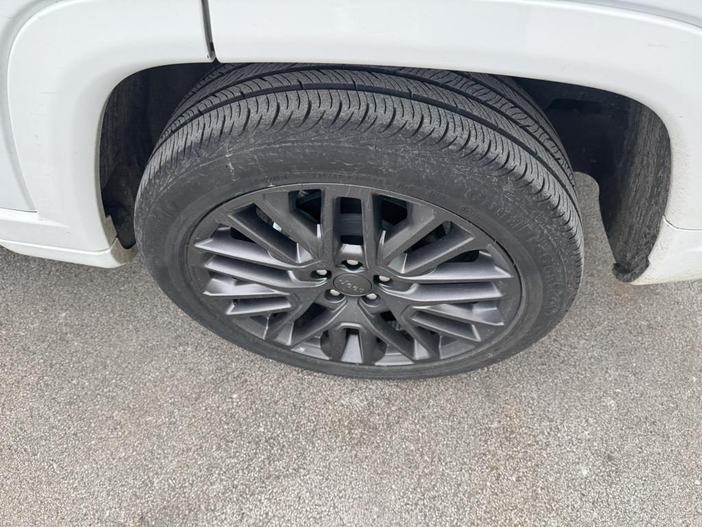 used 2022 Jeep Compass car, priced at $23,999