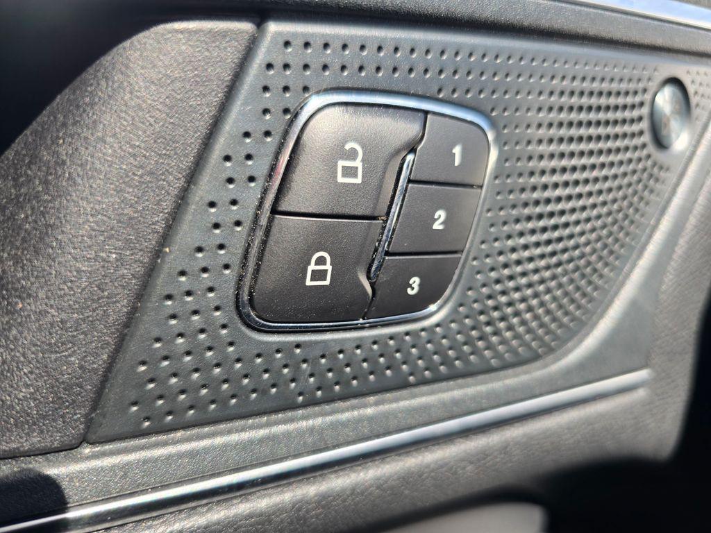 used 2024 Ford Edge car, priced at $25,213