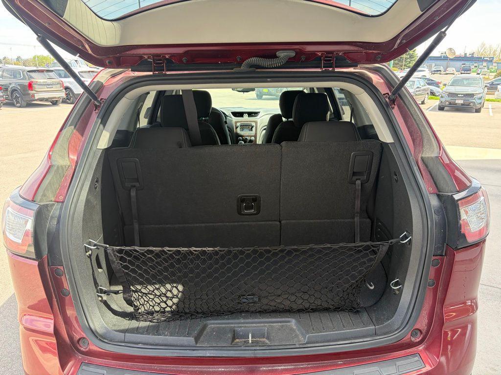 used 2017 Chevrolet Traverse car, priced at $11,494