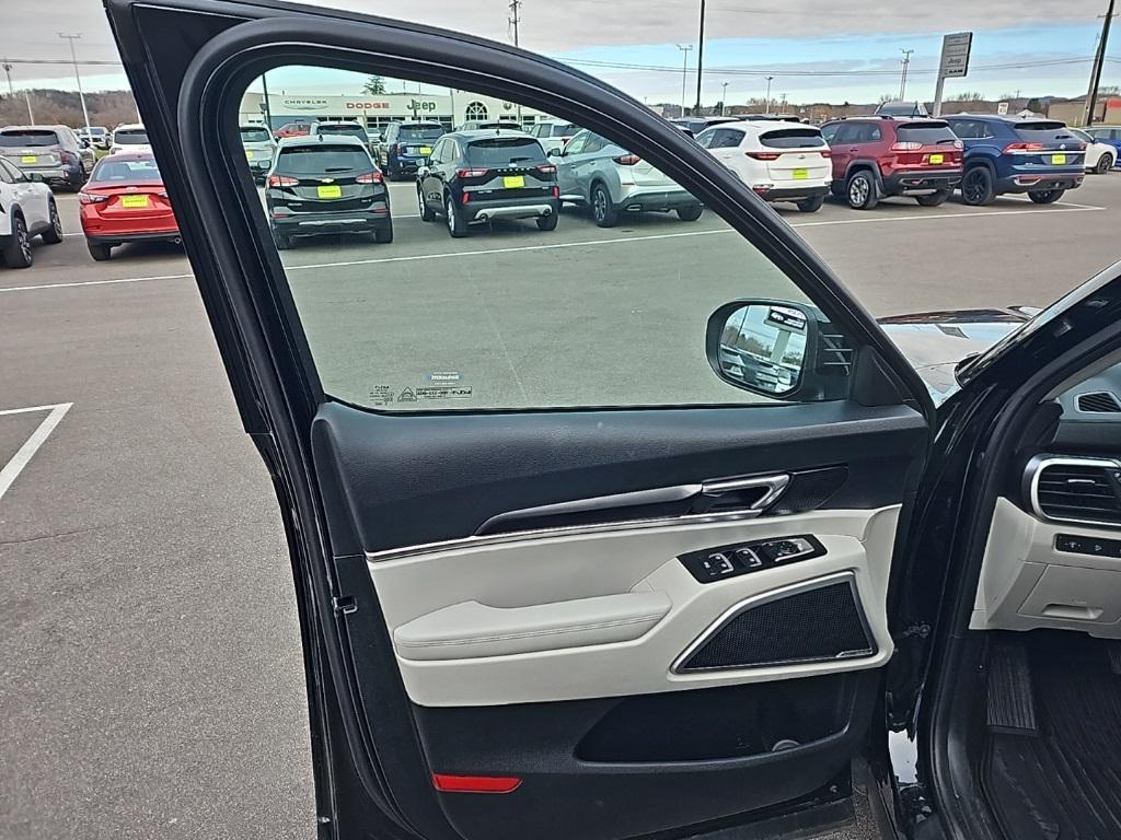 used 2023 Kia Telluride car, priced at $28,999