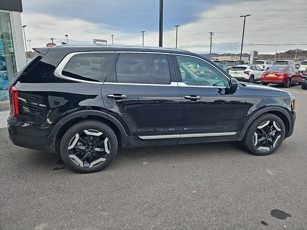used 2023 Kia Telluride car, priced at $28,999