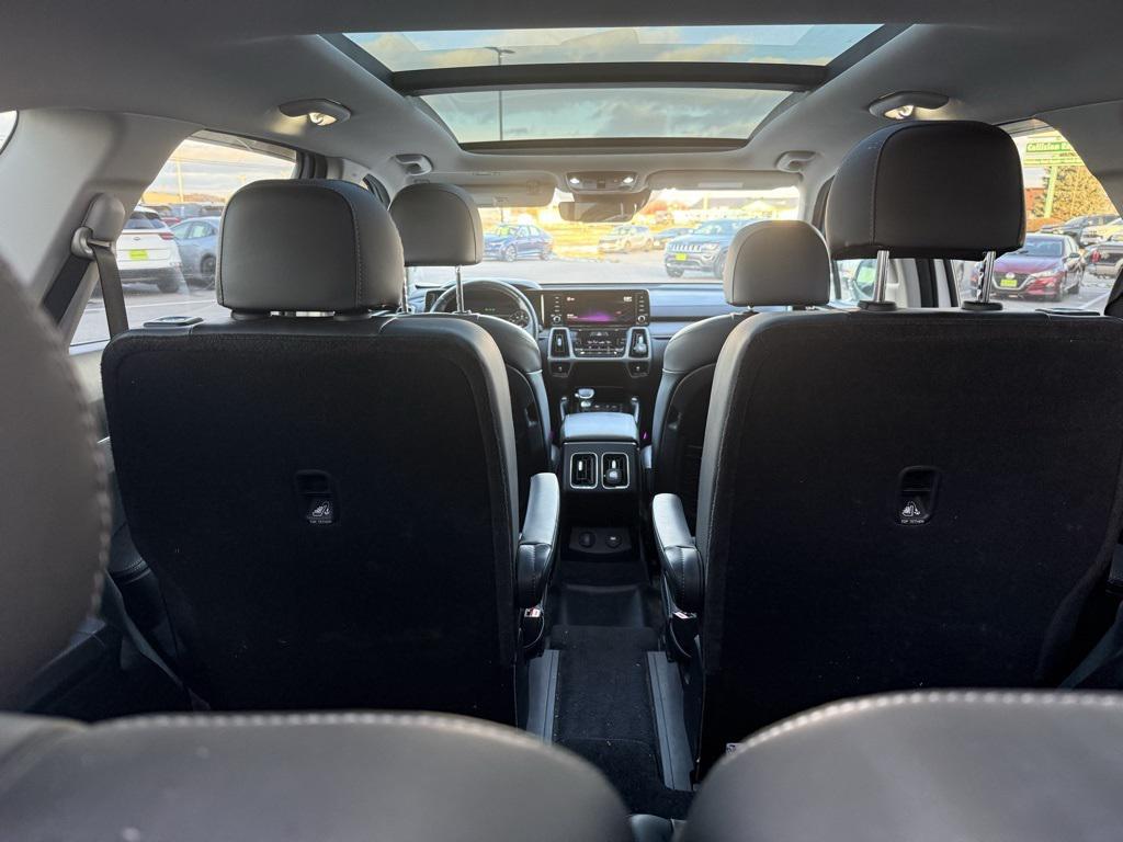 used 2022 Kia Sorento car, priced at $25,399