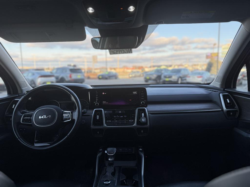 used 2022 Kia Sorento car, priced at $25,399