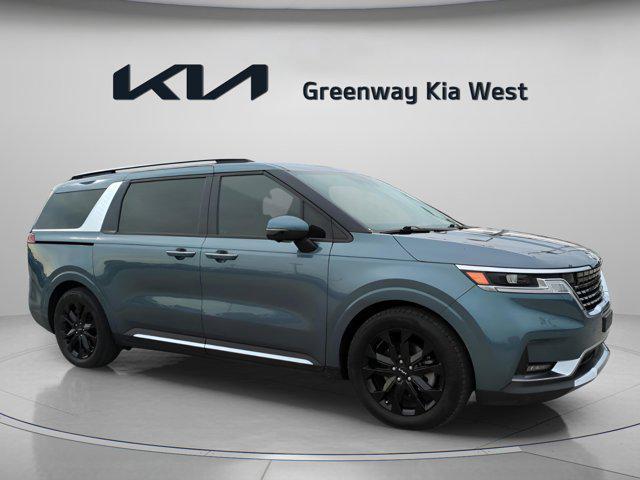 used 2022 Kia Carnival car, priced at $28,995