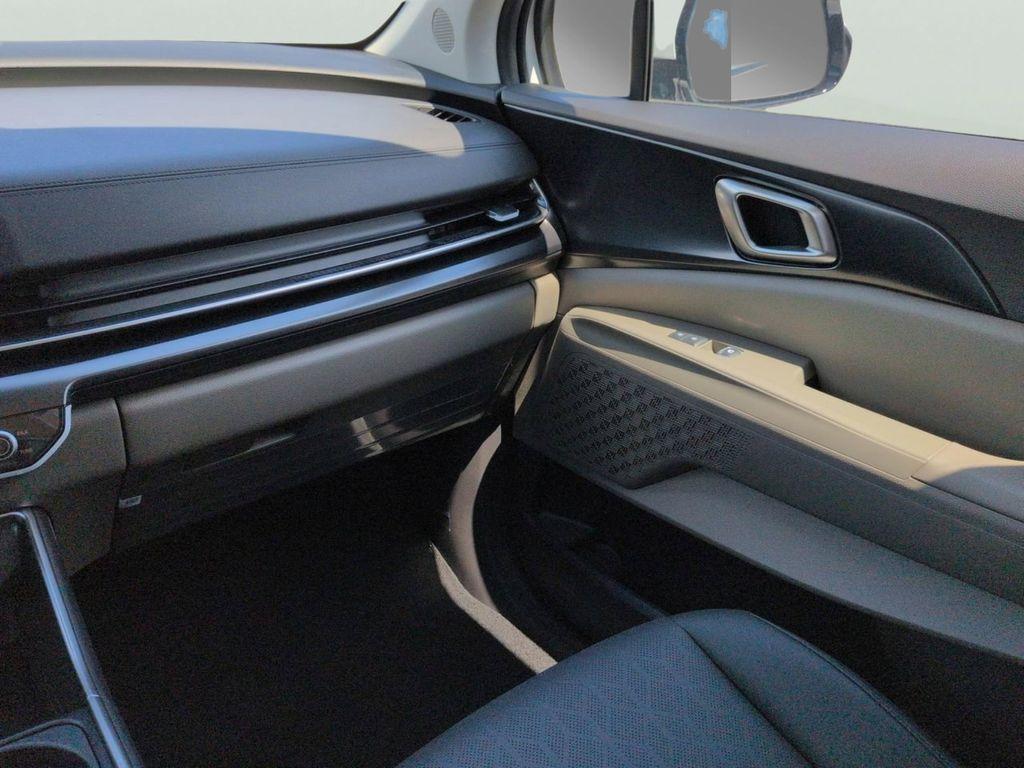 new 2026 Kia Carnival car, priced at $41,085