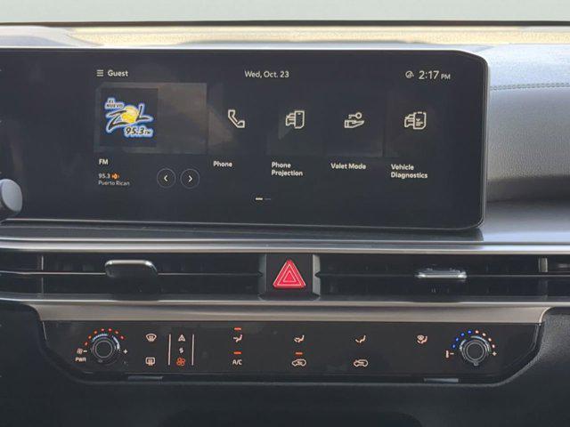 used 2024 Kia Sorento car, priced at $24,566