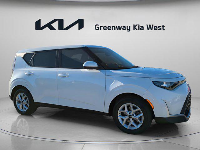 used 2024 Kia Soul car, priced at $17,512