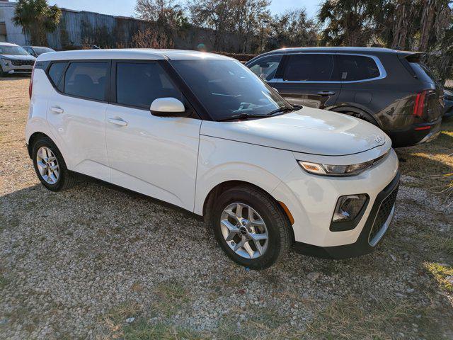 used 2022 Kia Soul car, priced at $13,995