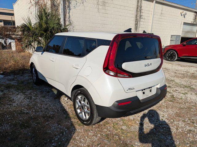 used 2022 Kia Soul car, priced at $13,995