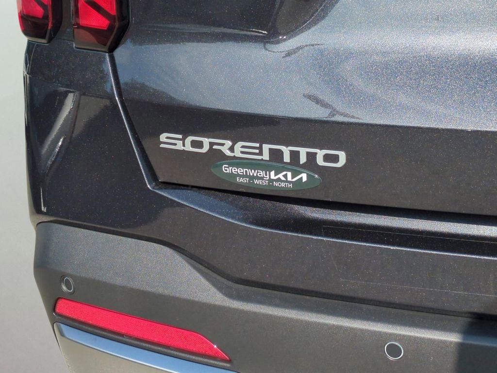 new 2026 Kia Sorento car, priced at $33,905