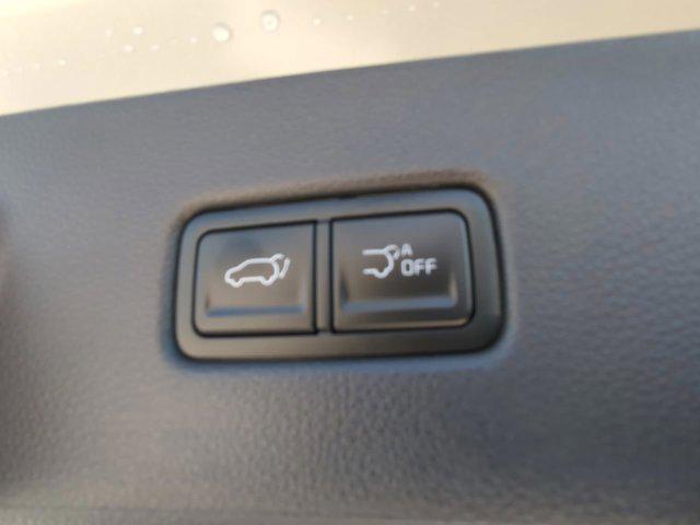 new 2026 Kia Carnival Hybrid car, priced at $46,195