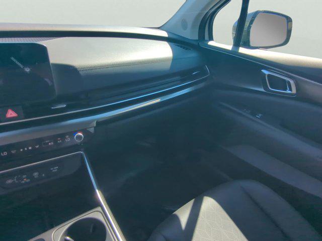 new 2026 Kia Carnival Hybrid car, priced at $46,195