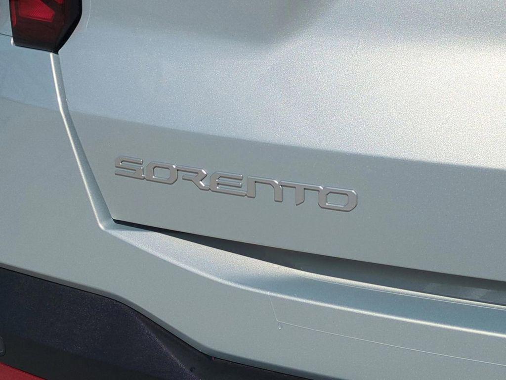 new 2026 Kia Sorento car, priced at $33,905