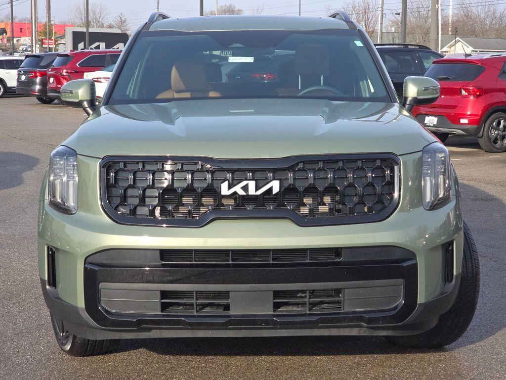 used 2024 Kia Telluride car, priced at $38,310