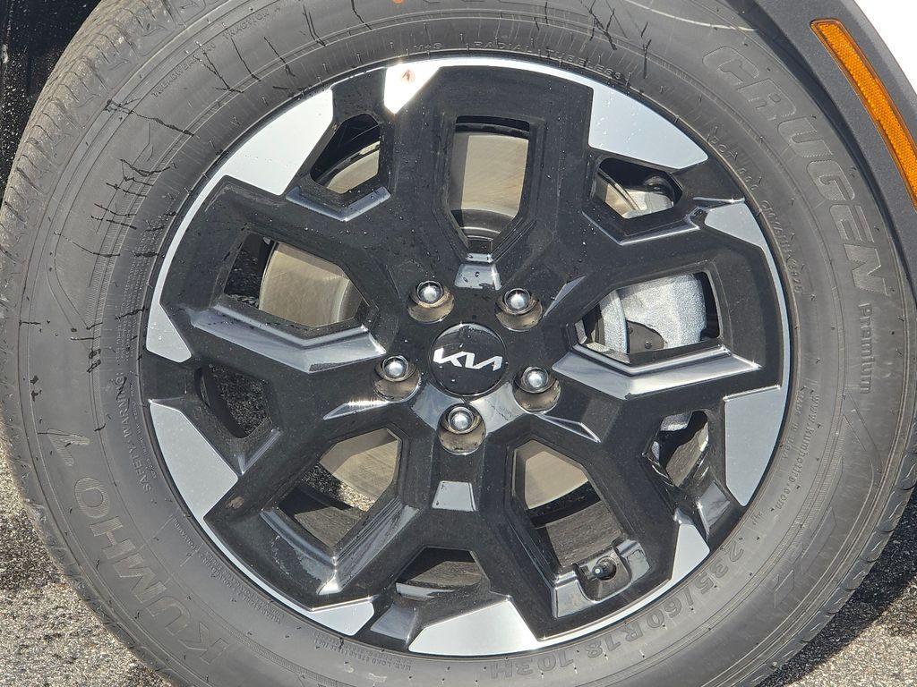 new 2026 Kia Sorento car, priced at $34,496