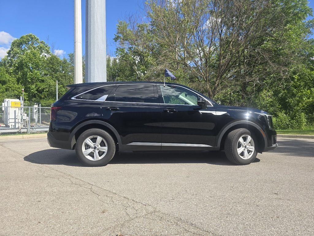 used 2026 Kia Sorento car, priced at $30,393