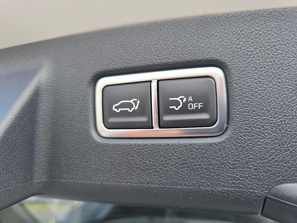 new 2026 Kia Sorento car, priced at $38,361