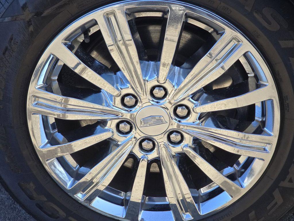 used 2018 Cadillac XT5 car, priced at $17,609