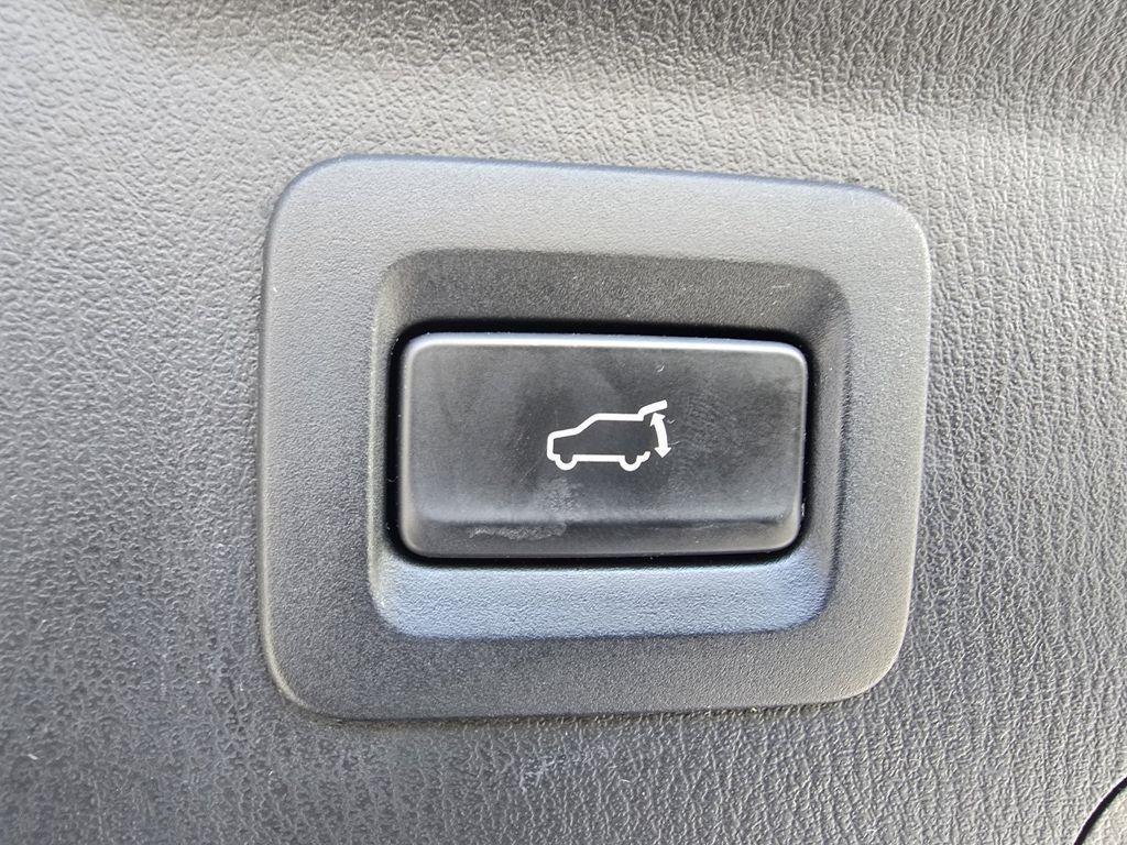 used 2018 Mazda CX-9 car, priced at $15,254