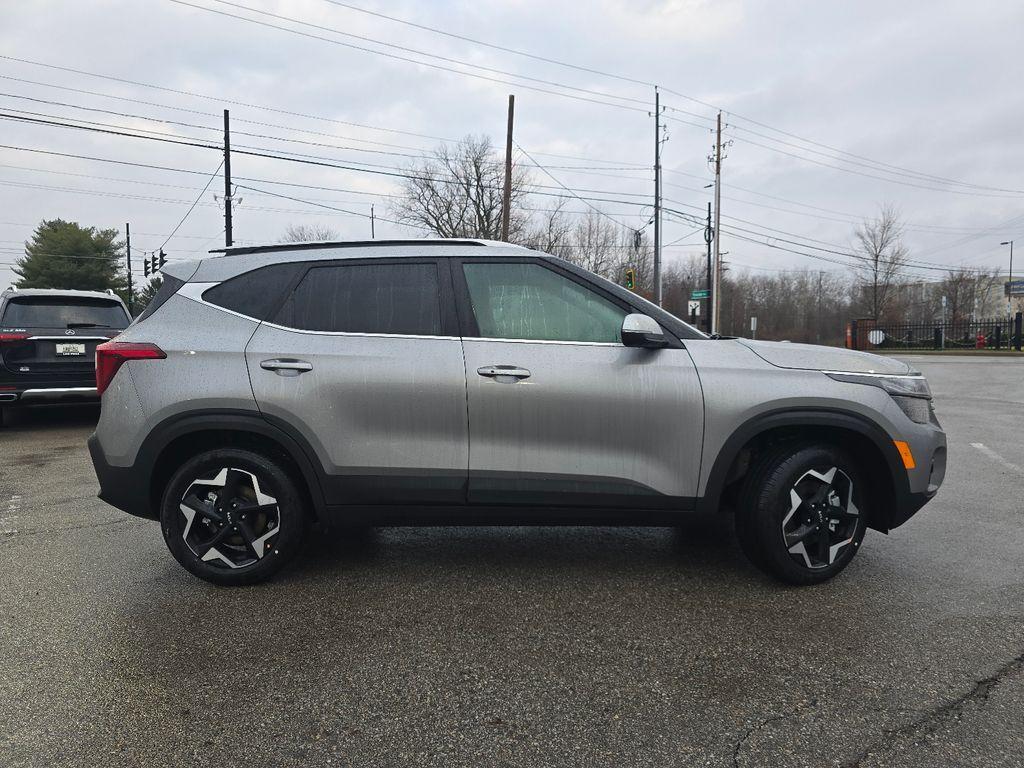 new 2026 Kia Seltos car, priced at $28,004