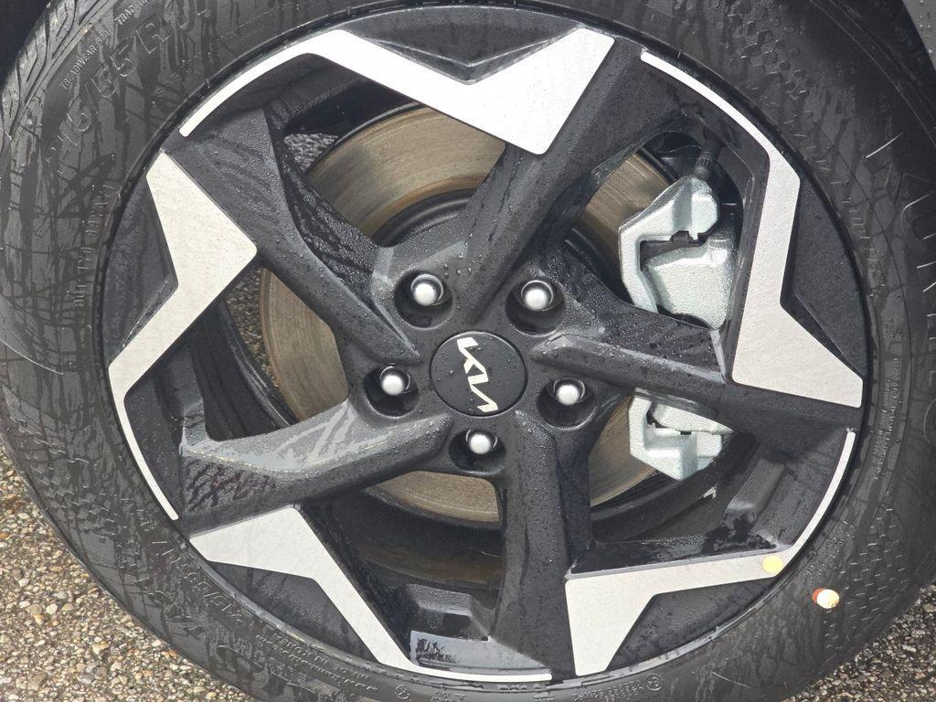 new 2026 Kia Seltos car, priced at $28,004