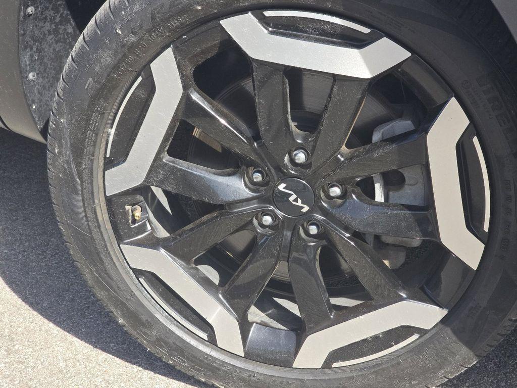 used 2024 Kia Telluride car, priced at $32,850