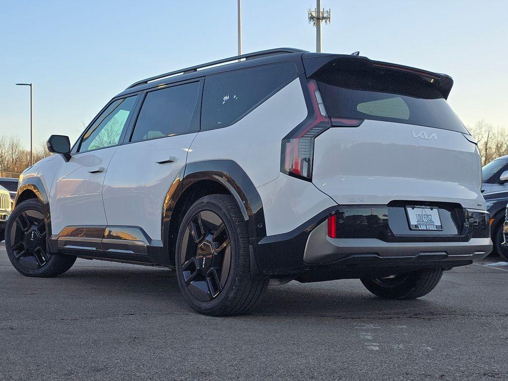 new 2026 Kia EV9 car, priced at $64,486