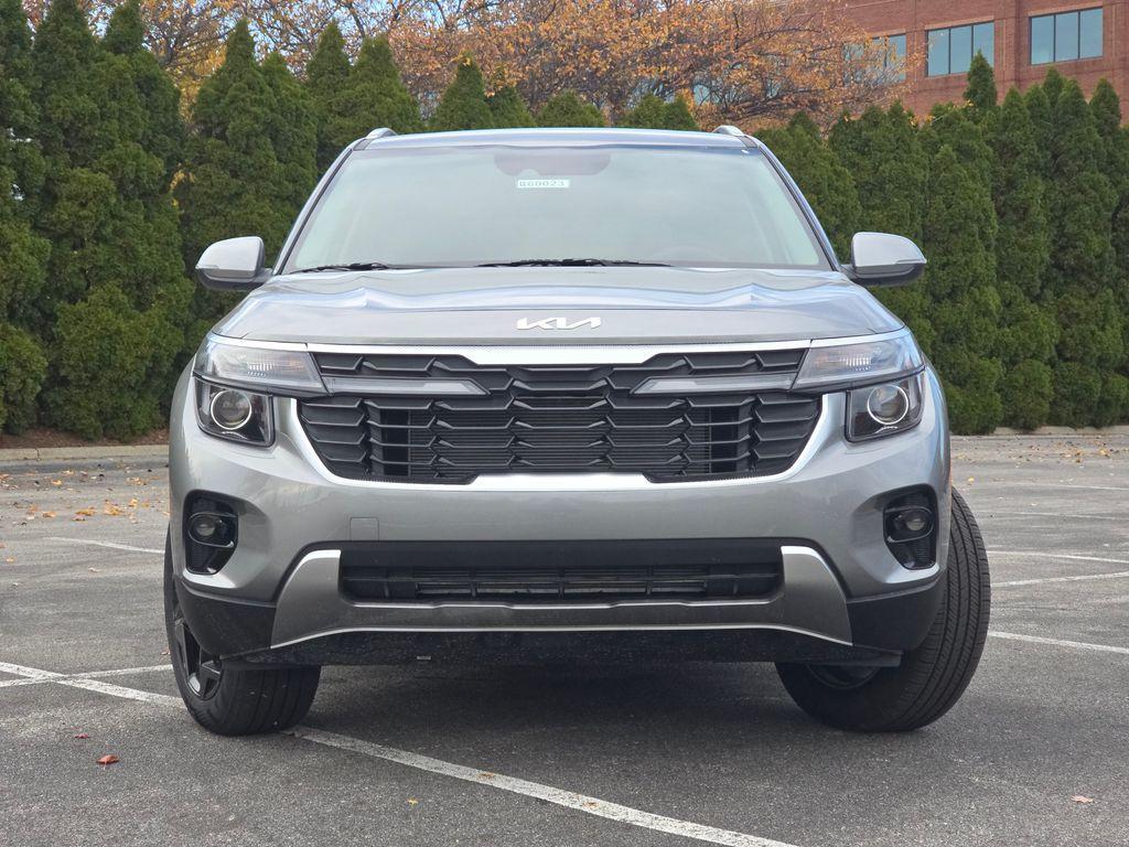 new 2026 Kia Seltos car, priced at $28,641