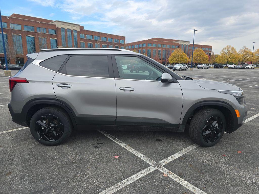 new 2026 Kia Seltos car, priced at $28,641