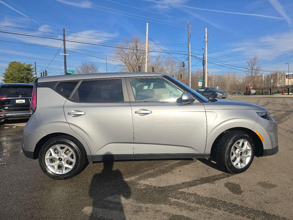 used 2023 Kia Soul car, priced at $15,368