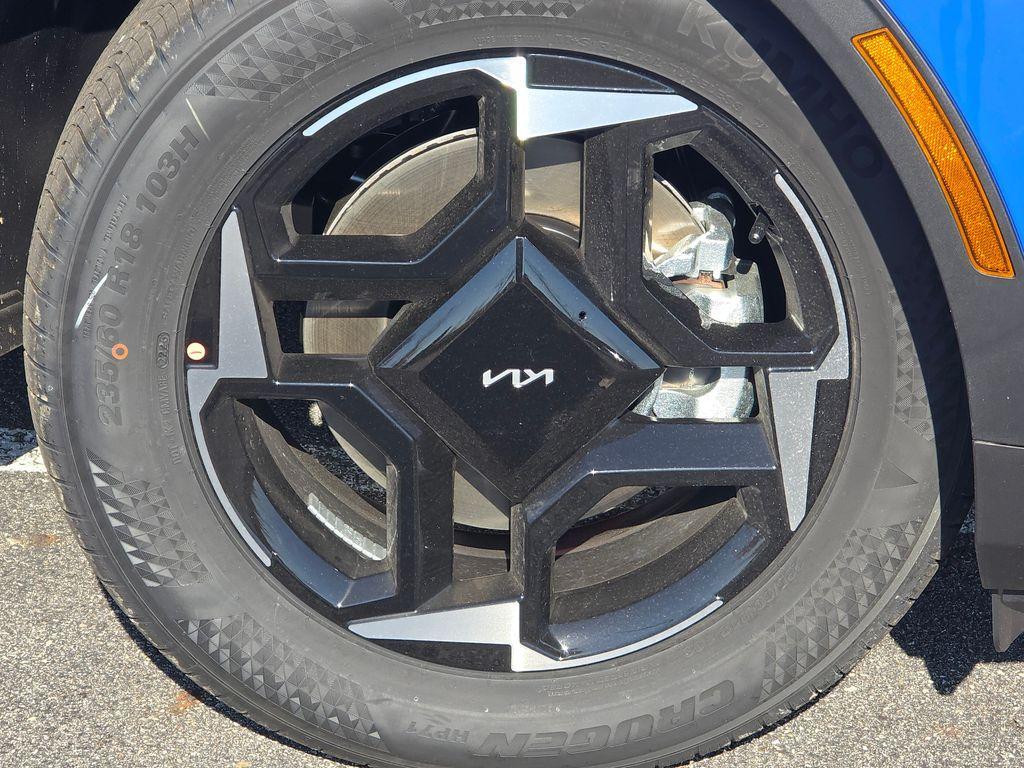 new 2026 Kia Sportage car, priced at $30,038