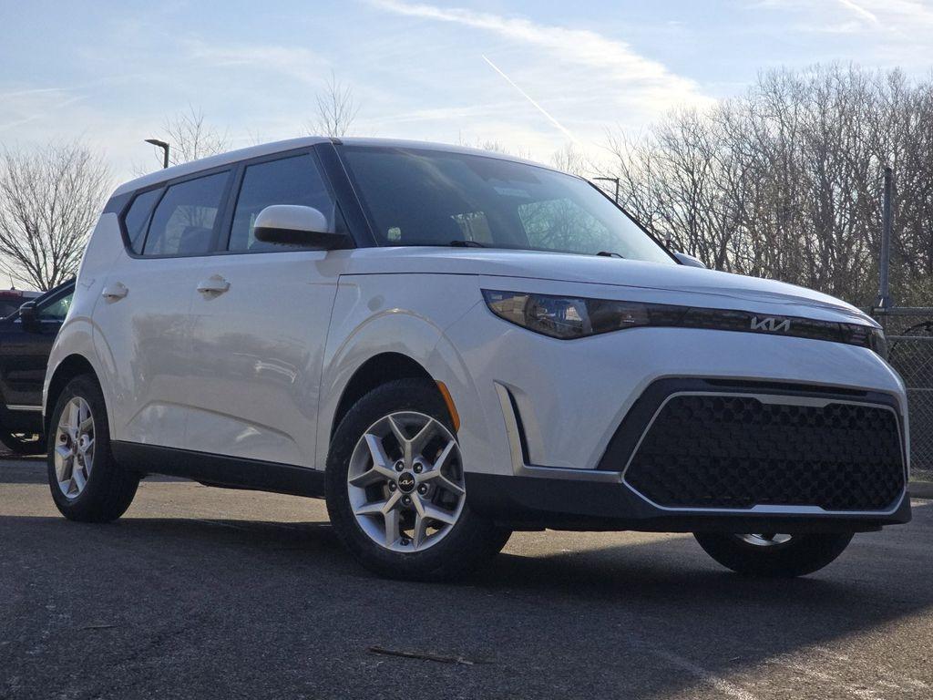 used 2023 Kia Soul car, priced at $14,747