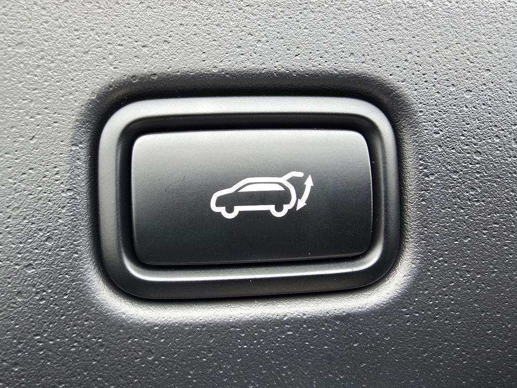 new 2025 Kia Niro EV car, priced at $34,147