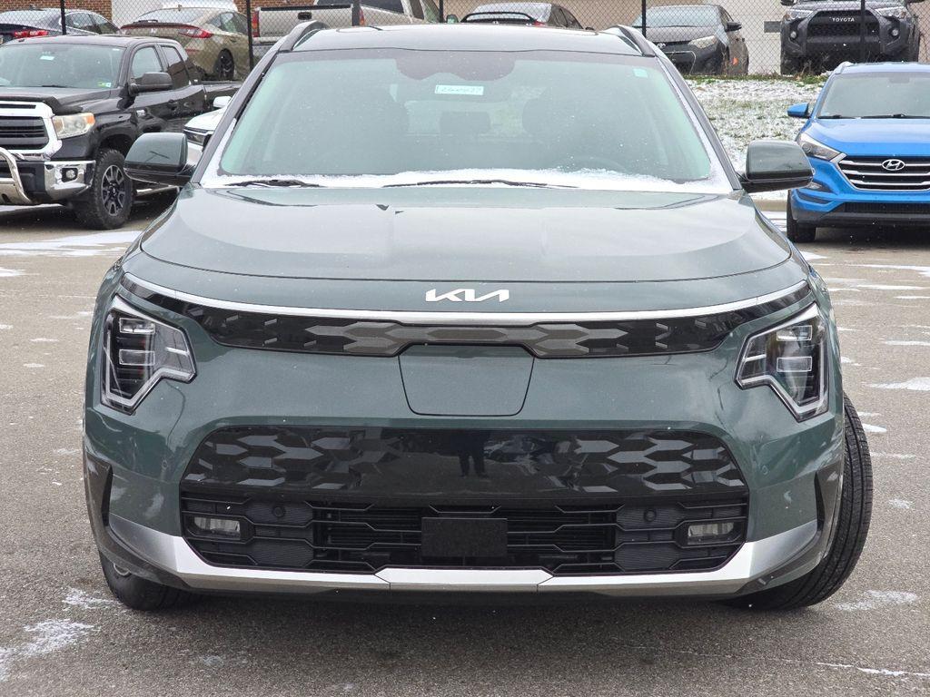 new 2025 Kia Niro EV car, priced at $34,147