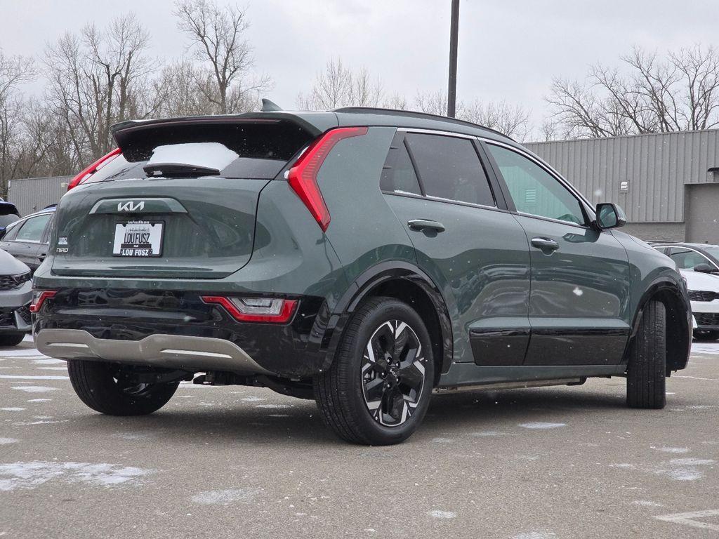 new 2025 Kia Niro EV car, priced at $34,147