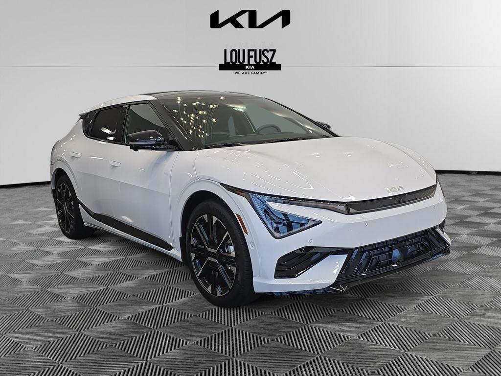 new 2025 Kia EV6 car, priced at $46,074