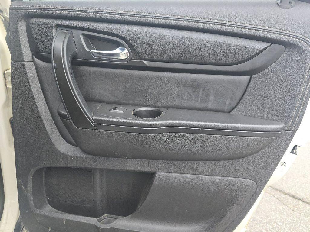 used 2014 Chevrolet Traverse car, priced at $8,718