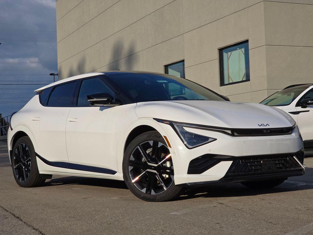 new 2025 Kia EV6 car, priced at $46,074