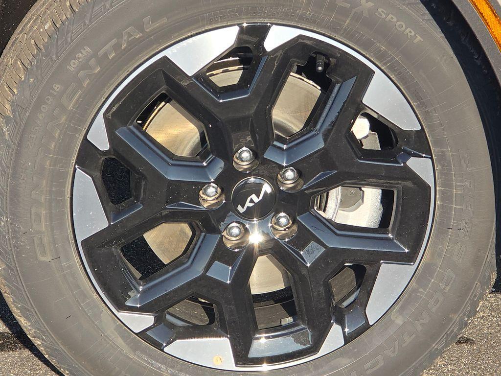 new 2026 Kia Sorento car, priced at $35,563